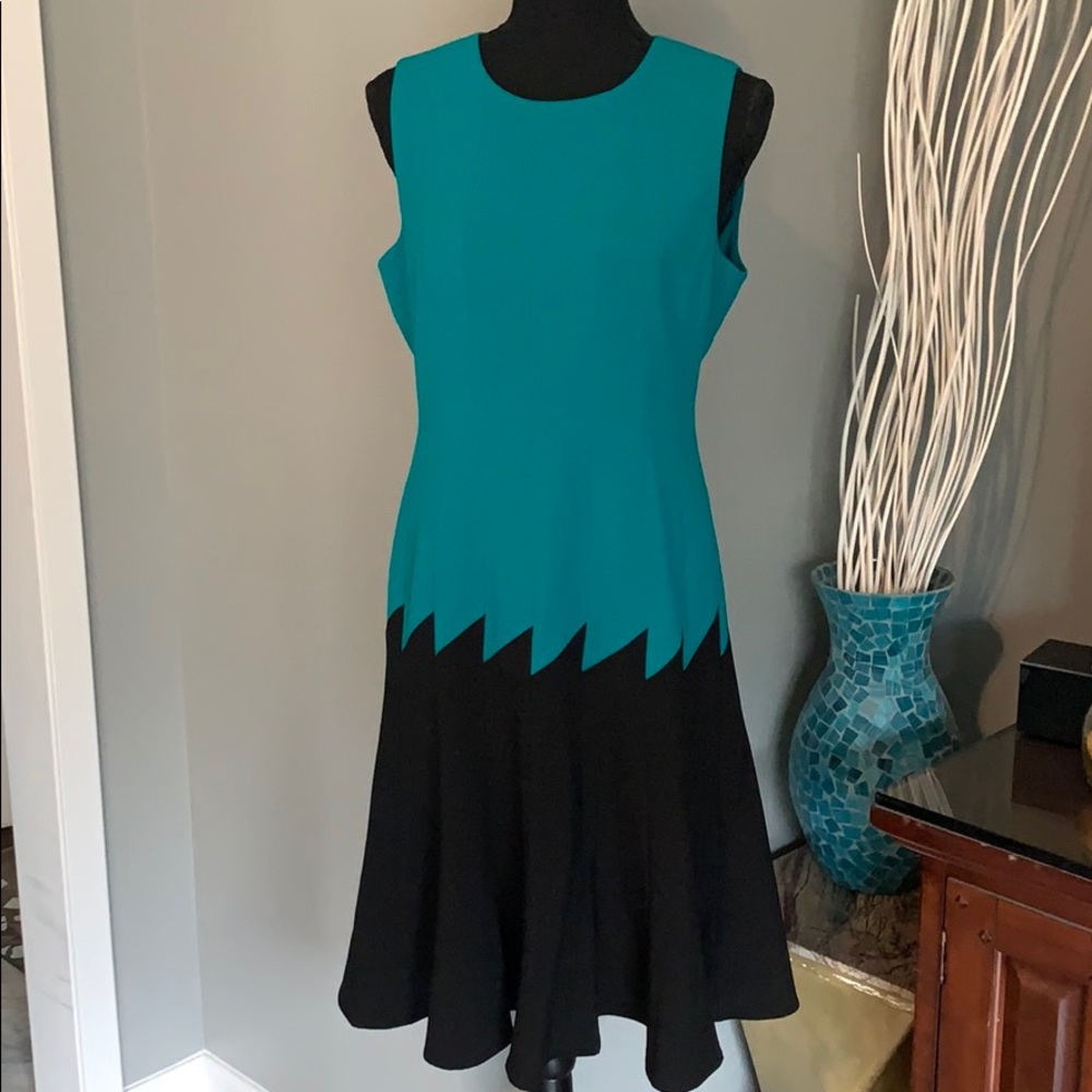Calvin Klein Women's Teal & Black Seamed Flared Dress Size 8- NWOT